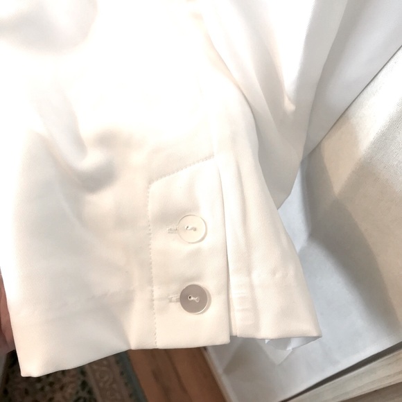 Classic fit Capri by Alfred Dunner size 16 in white - Picture 3 of 9